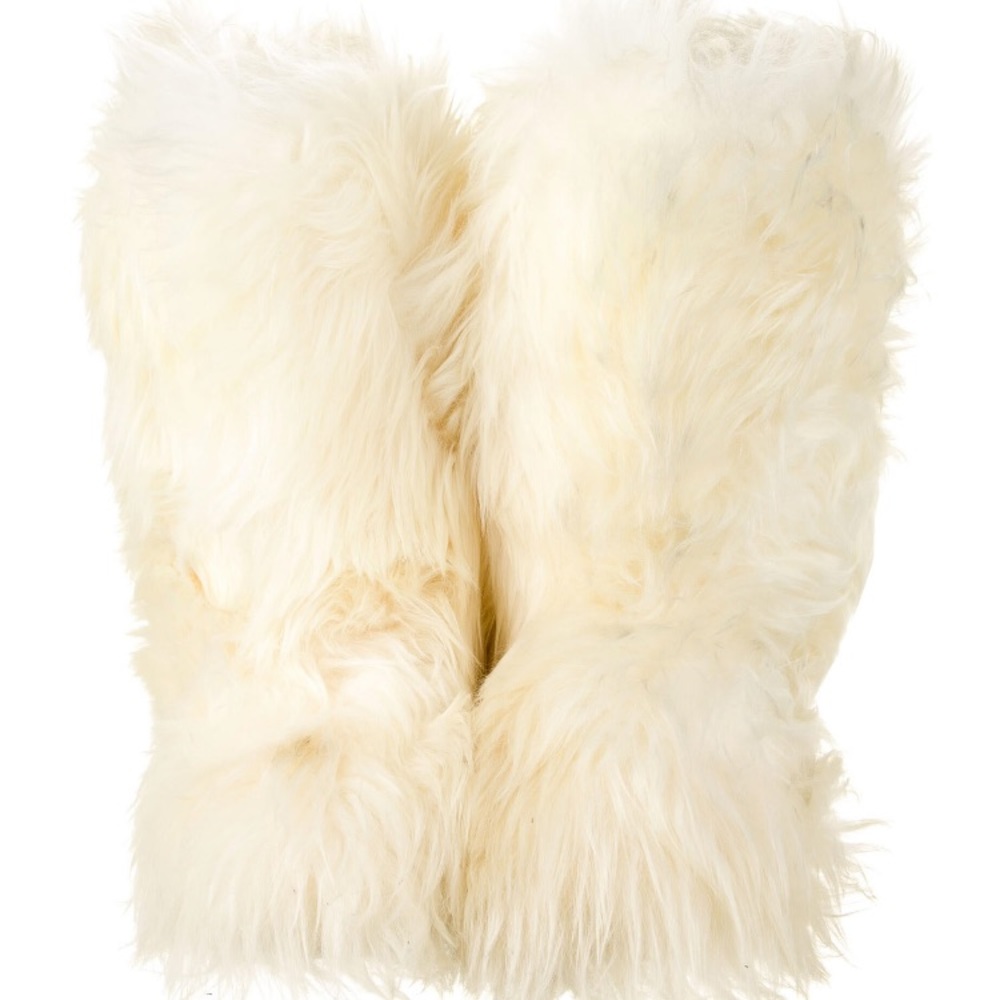 UGG original Fluff Momma Ivory Boots